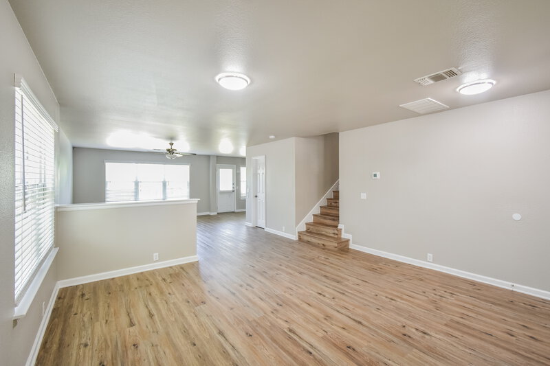 1,820/Mo, 10943 Palomino Blf San Antonio, TX 78245 Living Room View 3