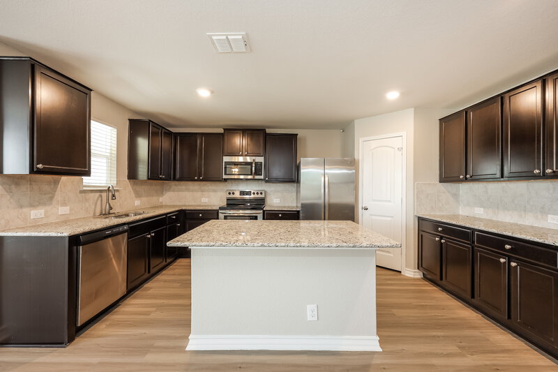 2,095/Mo, 12023 Fire Opal San Antonio, TX 78245 Kitchen View 2