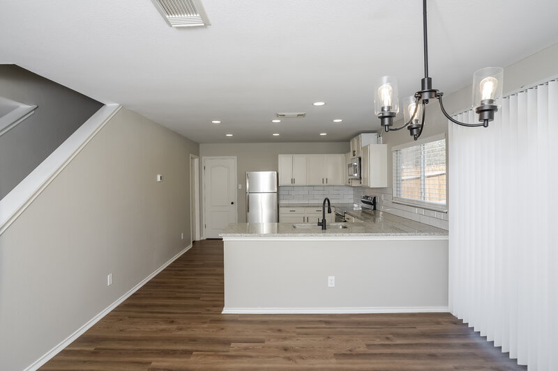 2,090/Mo, 12031 Crescent Chase San Antonio, TX 78253 Dining Room View
