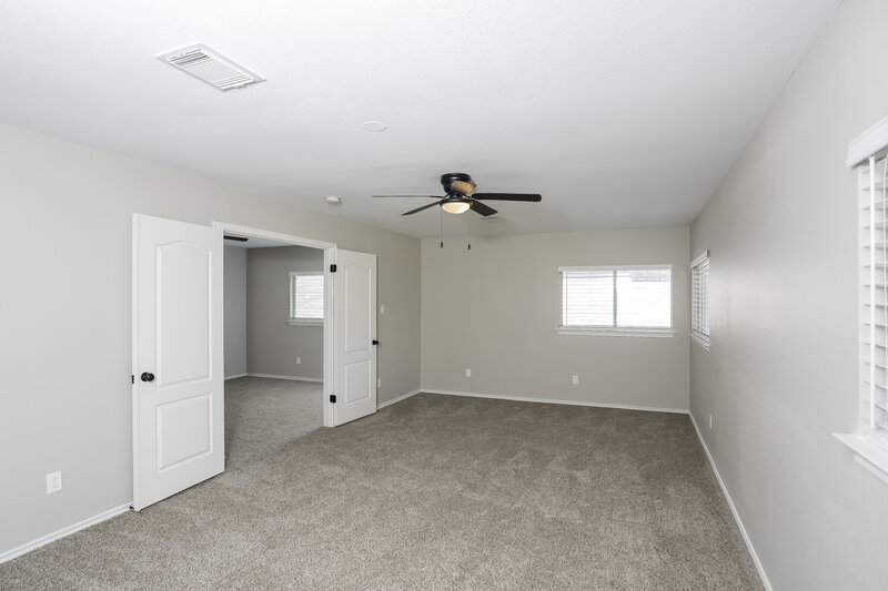 2,090/Mo, 12031 Crescent Chase San Antonio, TX 78253 Main Bedroom View 2