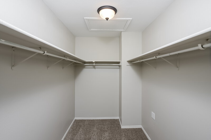 2,090/Mo, 12031 Crescent Chase San Antonio, TX 78253 Laundry Room View