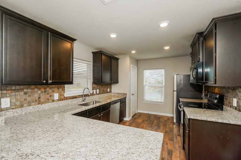 1,740/Mo, 11703 Viney Pass San Antonio, TX 78252 Kitchen View