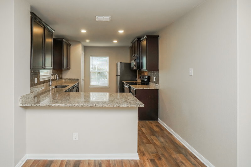 1,740/Mo, 11703 Viney Pass San Antonio, TX 78252 Kitchen View 2