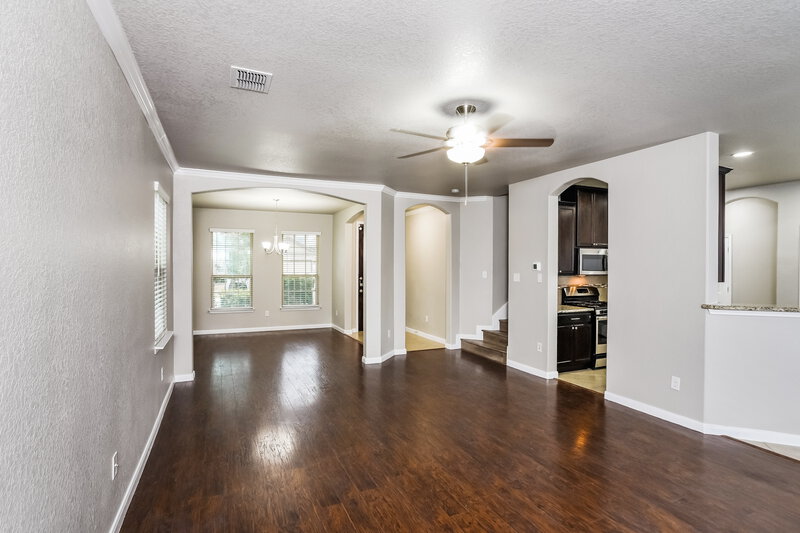 2,180/Mo, 8411 Buckhorn Parke San Antonio, TX 78254 Living Room View