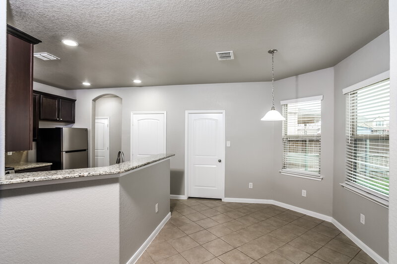 2,180/Mo, 8411 Buckhorn Parke San Antonio, TX 78254 Dining Room View
