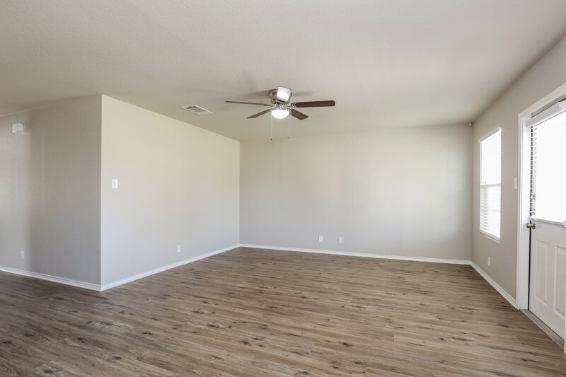 1,735/Mo, 6035 Caramel Way San Antonio, TX 78244 Living Room View 3