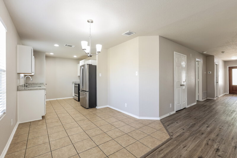 1,735/Mo, 6035 Caramel Way San Antonio, TX 78244 Dining Room View