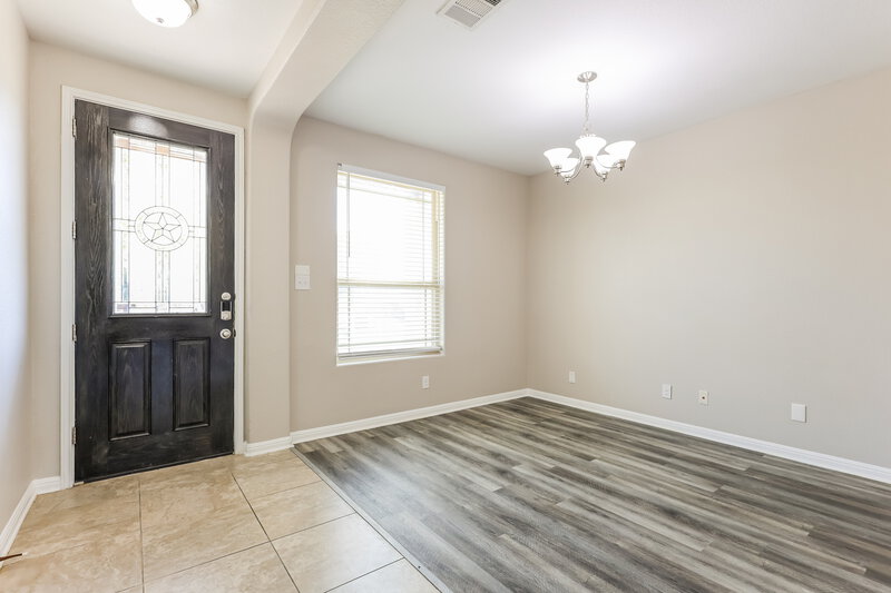 1,970/Mo, 9850 Red Iron Crk Converse, TX 78109 Living Room View