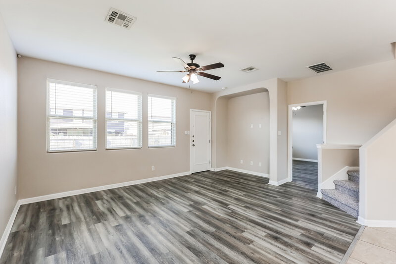 1,970/Mo, 9850 Red Iron Crk Converse, TX 78109 Family Room View 2