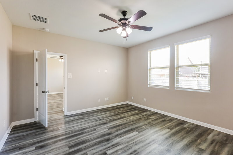 1,970/Mo, 9850 Red Iron Crk Converse, TX 78109 Main Bedroom View