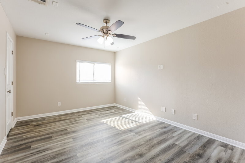 1,970/Mo, 9850 Red Iron Crk Converse, TX 78109 Bedroom View