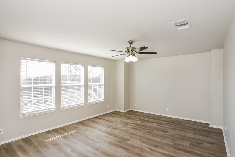 2,270/Mo, 11118 Armor Arch San Antonio, TX 78254 Main Bedroom View