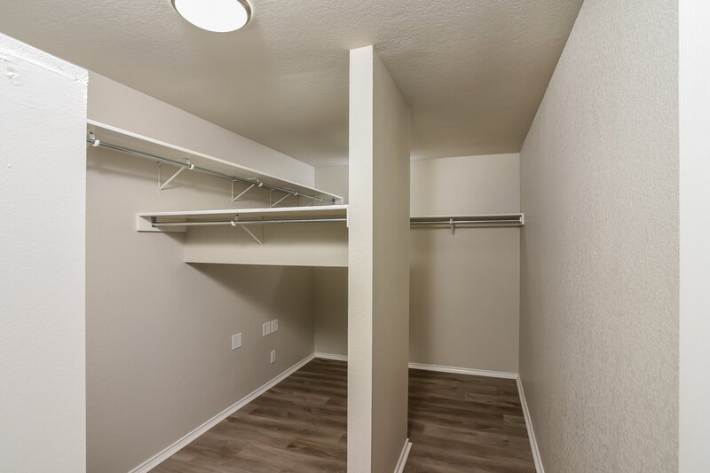 2,270/Mo, 11118 Armor Arch San Antonio, TX 78254 Walk In Closet View