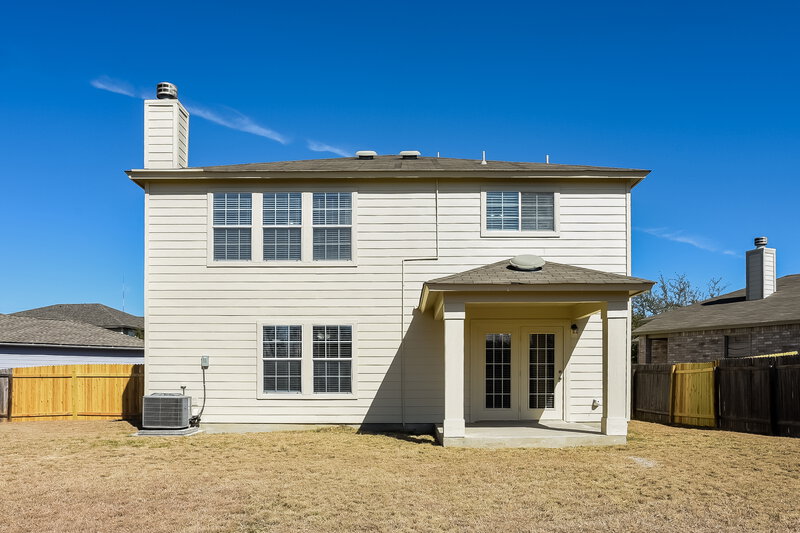 2,270/Mo, 11118 Armor Arch San Antonio, TX 78254 Rear View
