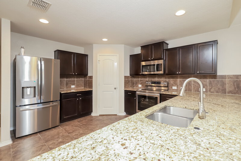 2,345/Mo, 11643 Hidden Ter San Antonio, TX 78245 Kitchen View 2