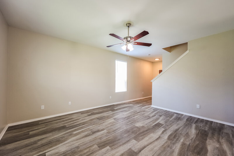 1,675/Mo, 10210 Castello Cyn San Antonio, TX 78254 Living Room View 2