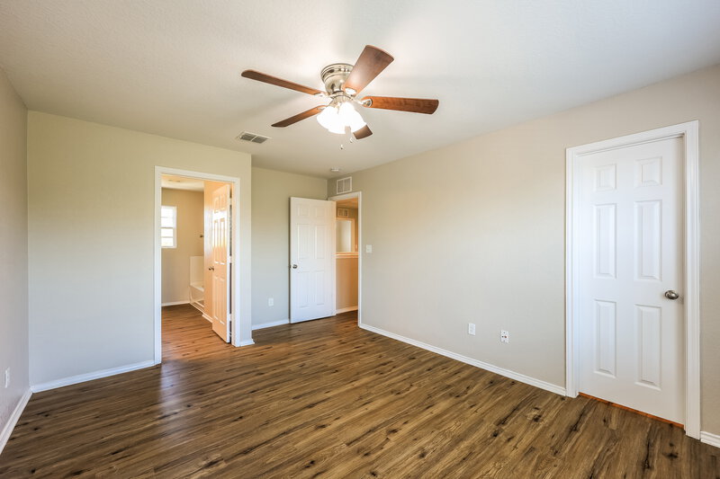 1,675/Mo, 10210 Castello Cyn San Antonio, TX 78254 Main Bedroom View 2