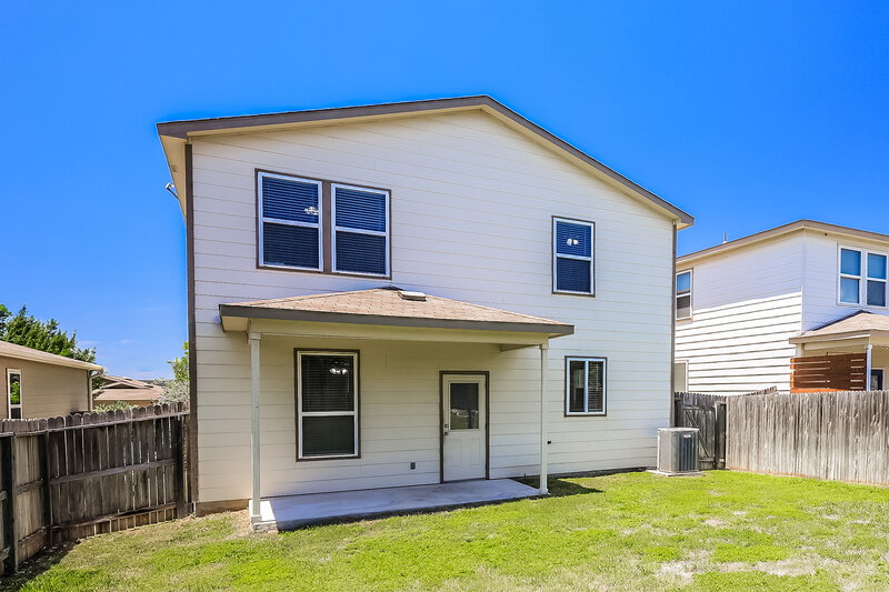 1,675/Mo, 10210 Castello Cyn San Antonio, TX 78254 Rear View