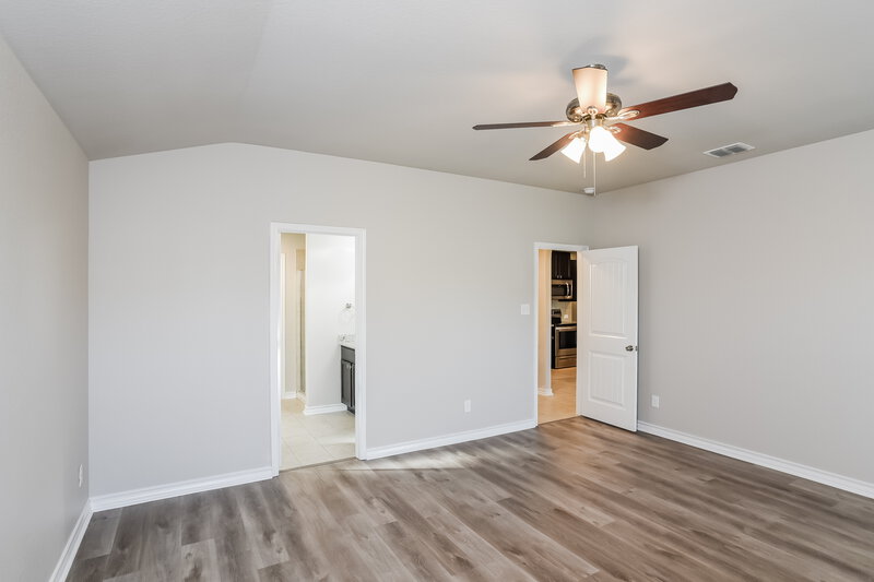 2,260/Mo, 12037 Pearl Jubilee San Antonio, TX 78245 Main Bedroom View 2