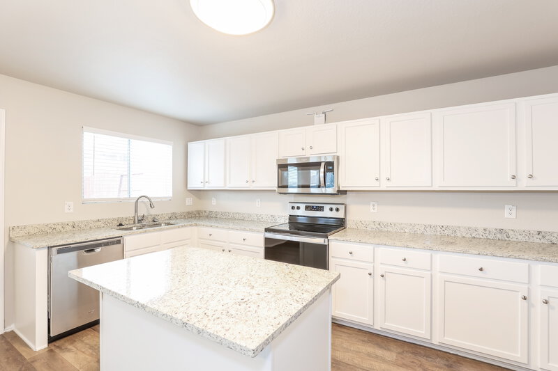 2,440/Mo, 24610 Corral Gables San Antonio, TX 78261 Kitchen View 2