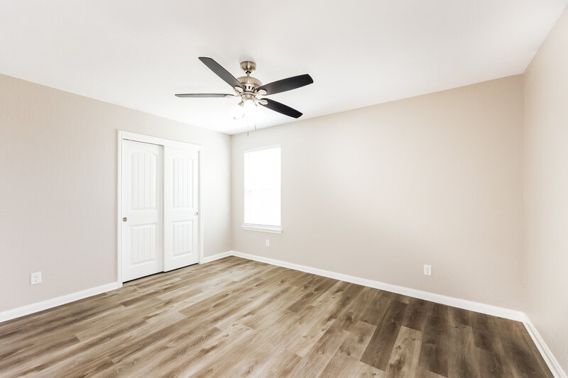 2,565/Mo, 8915 Arundal Gdn Converse, TX 78109 Bedroom View 3