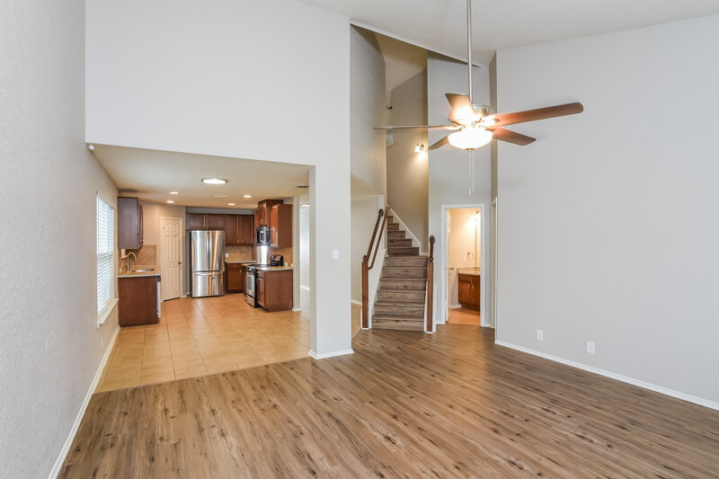 1,865/Mo, 155 Nesting Gdn San Antonio, TX 78253 Living Room View 2