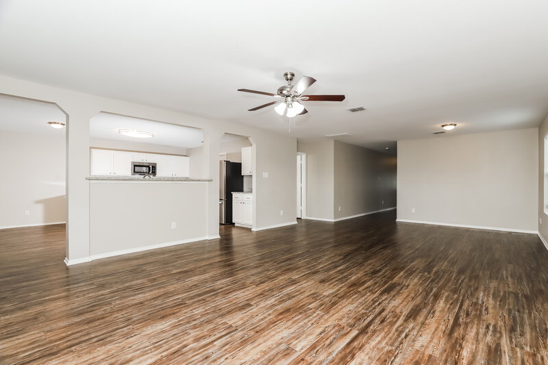 2,550/Mo, 12807 Capri San Antonio, TX 78253 Living Room View 2