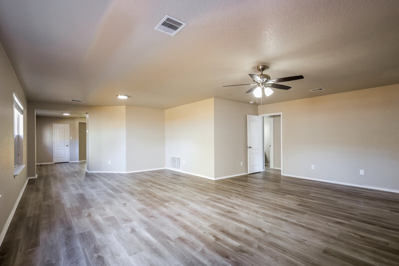 2,195/Mo, 358 Las Puertas San Antonio, TX 78245 Living Room View