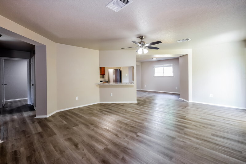 2,195/Mo, 358 Las Puertas San Antonio, TX 78245 Dining Room View 2