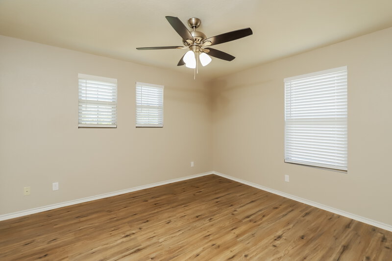 0/Mo, 9950 Fuchsia Vw San Antonio, TX 78245 Bedroom View