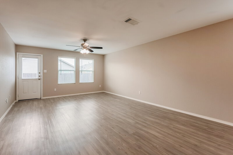 1,550/Mo, 10714 Giacconi Dr Converse, TX 78109 Misc View 2