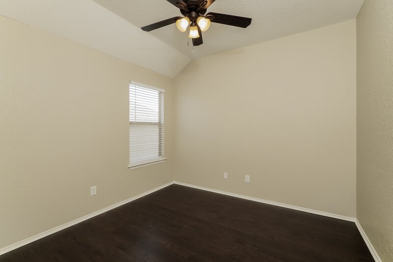 2,275/Mo, 325 Buckboard Ln Cibolo, TX 78108 Bedroom View
