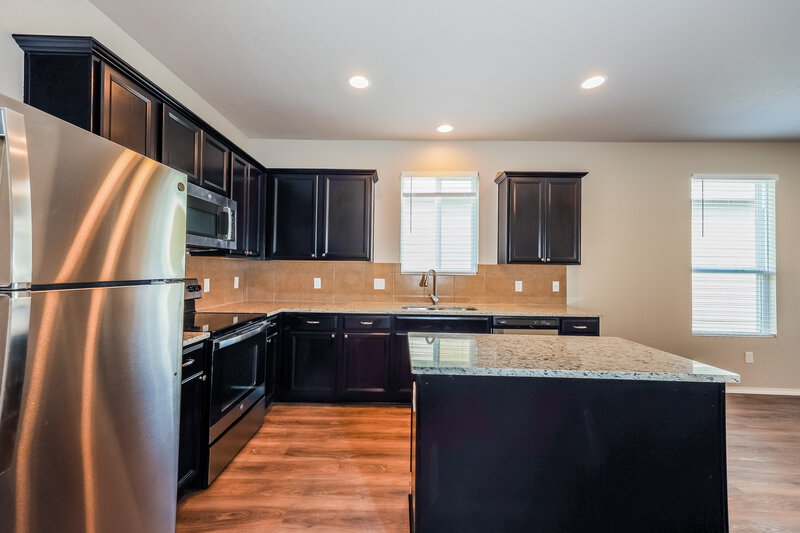 1,830/Mo, 162 Texas Thistle New Braunfels, TX 78130 Kitchen View