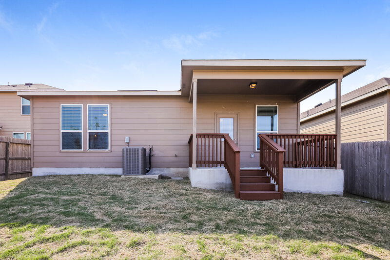 1,830/Mo, 162 Texas Thistle New Braunfels, TX 78130 Rear View