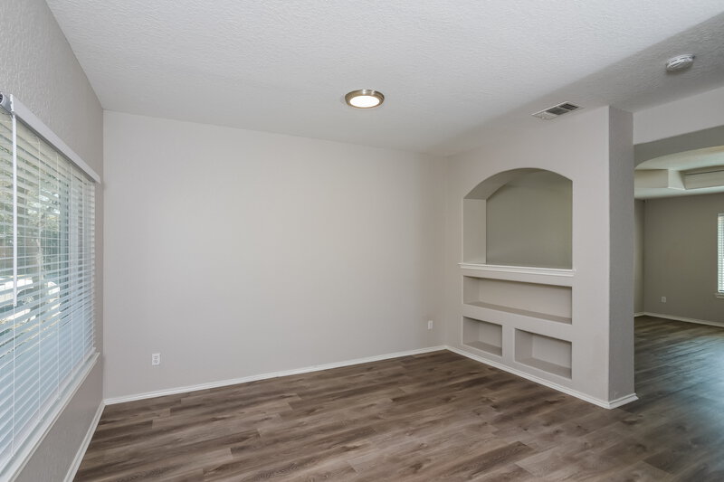 2,000/Mo, 1107 O Hara Dr San Antonio, TX 78251 Living Room View 3