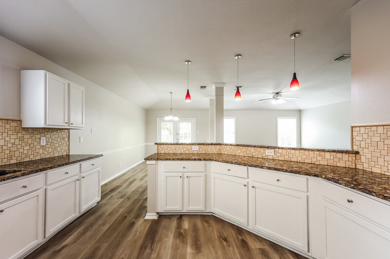 2,340/Mo, 2638 Montebello San Antonio, TX 78259 Kitchen View 2