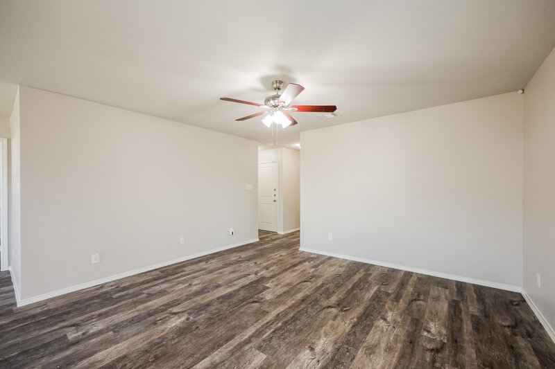1,690/Mo, 9721 Marbach Brk San Antonio, TX 78245 Living Room View