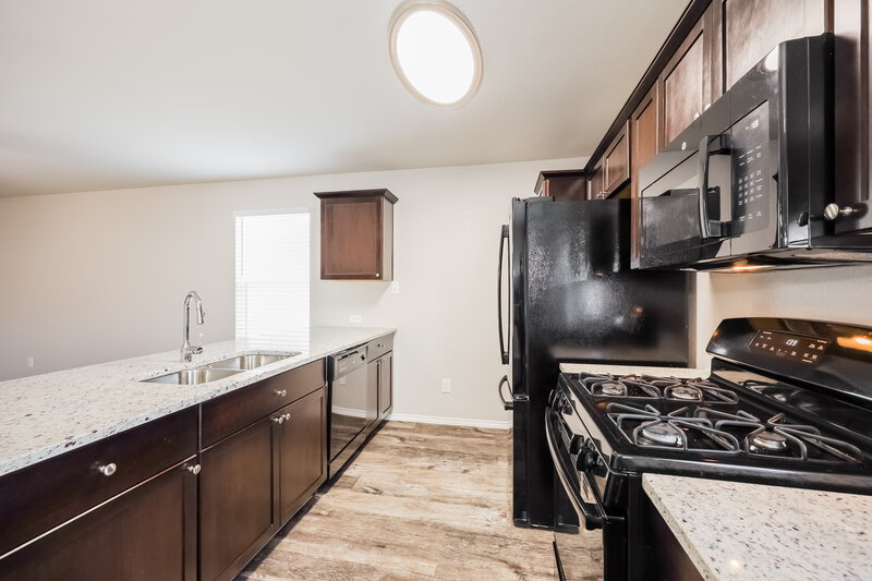 1,690/Mo, 9721 Marbach Brk San Antonio, TX 78245 Kitchen View 2