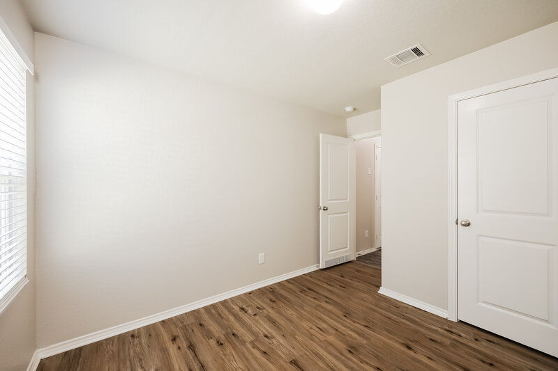 1,690/Mo, 9721 Marbach Brk San Antonio, TX 78245 Bedroom View 2