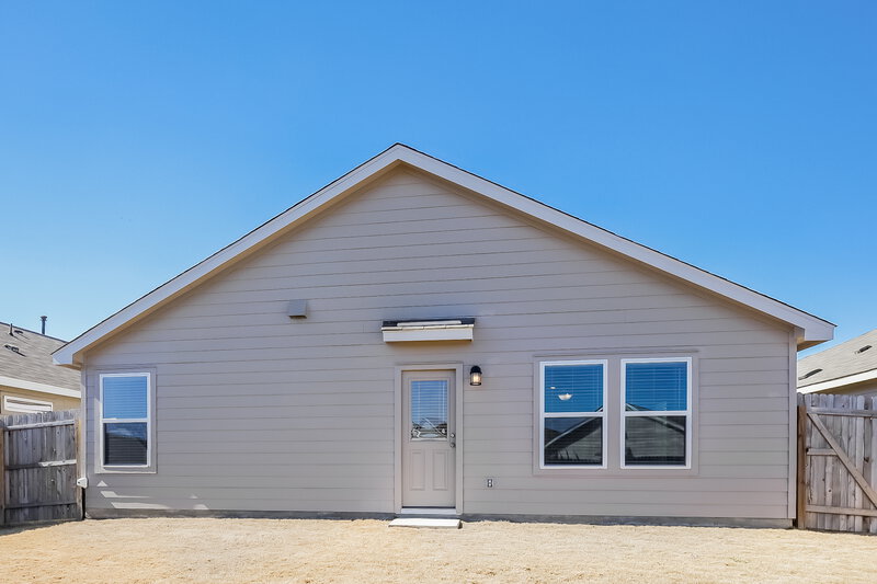1,690/Mo, 9721 Marbach Brk San Antonio, TX 78245 Rear View