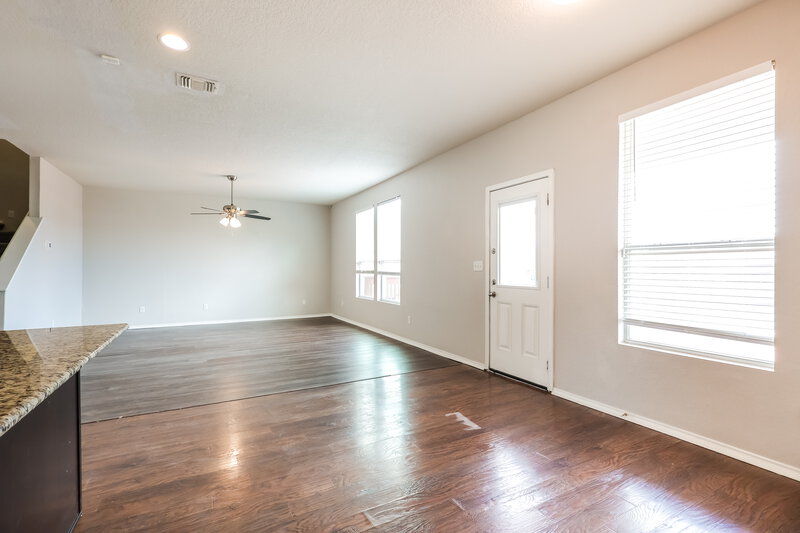 1,740/Mo, 9431 Hanover Sky Converse, TX 78109 Dining Room View 2