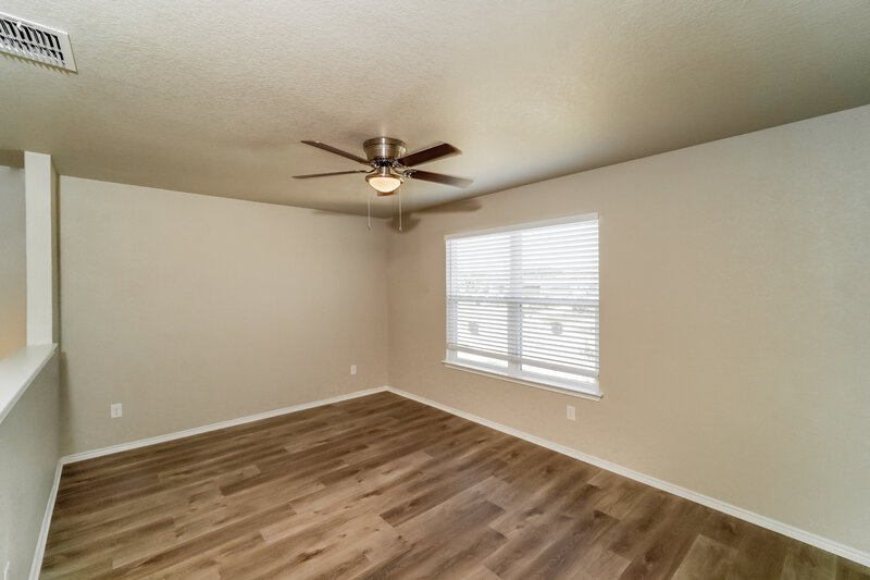 1,885/Mo, 7186 Quarter Moon Converse, TX 78109 Play Room View