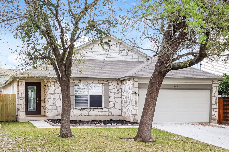 1,570/Mo, 8115 Maple Meadow Dr Converse, TX 78109 External View