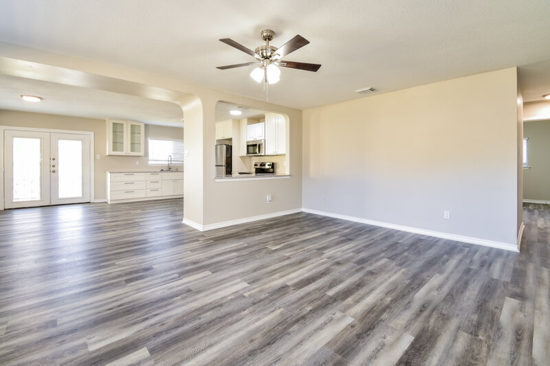 1,570/Mo, 8115 Maple Meadow Dr Converse, TX 78109 Living Room View