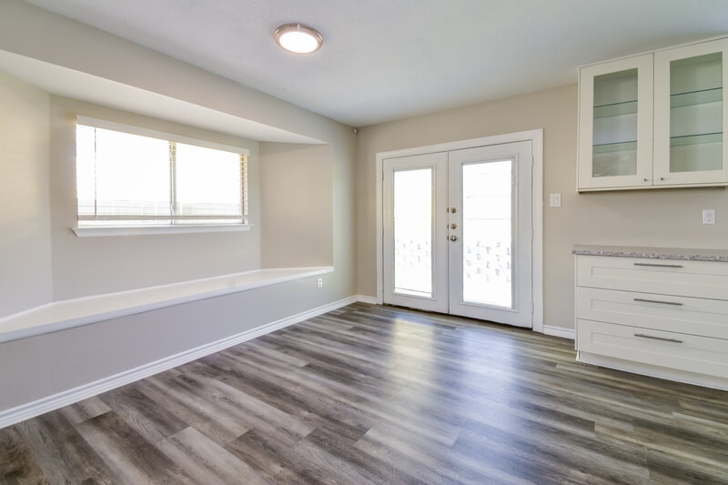 1,570/Mo, 8115 Maple Meadow Dr Converse, TX 78109 Dining Room View 2