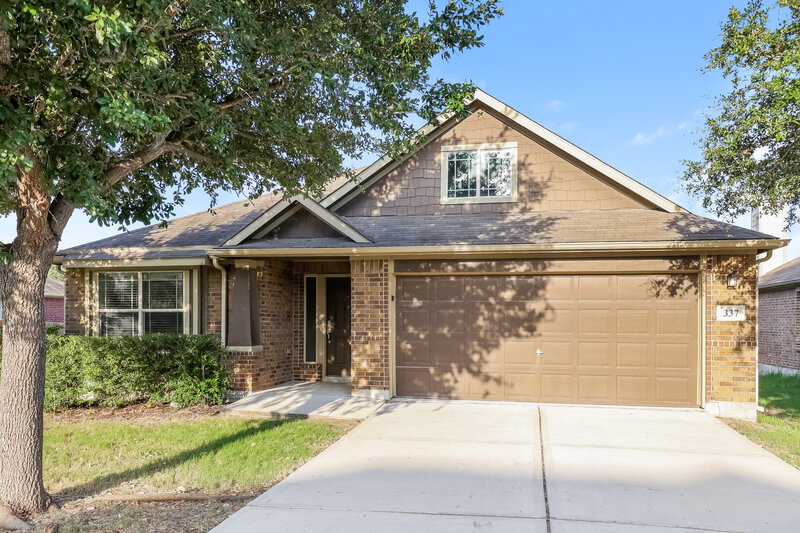 2,095/Mo, 337 Posey Pass New Braunfels, TX 78132 Front View