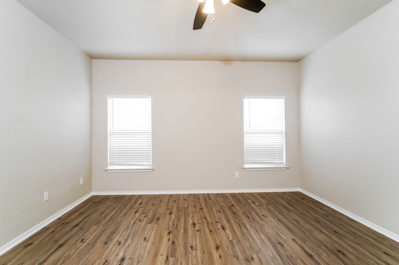 2,280/Mo, 323 Krieghoff Way New Braunfels, TX 78130 Main Bedroom View