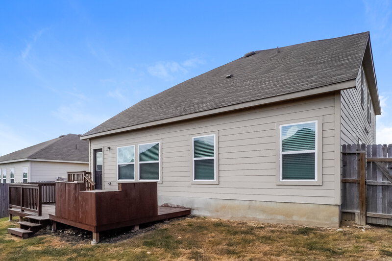 2,280/Mo, 323 Krieghoff Way New Braunfels, TX 78130 Rear View