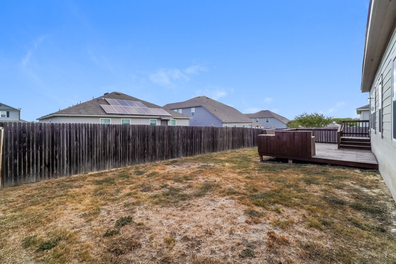 2,280/Mo, 323 Krieghoff Way New Braunfels, TX 78130 Backyard View