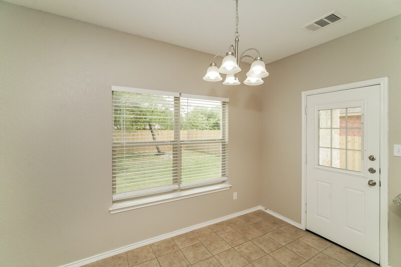 2,260/Mo, 357 Saddlehorn Way Cibolo, TX 78108 Dining Room View